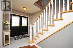 1086 Sprucedale Lane, Milton, Ontario  L9T 5P7 - Photo 2 - W12595630