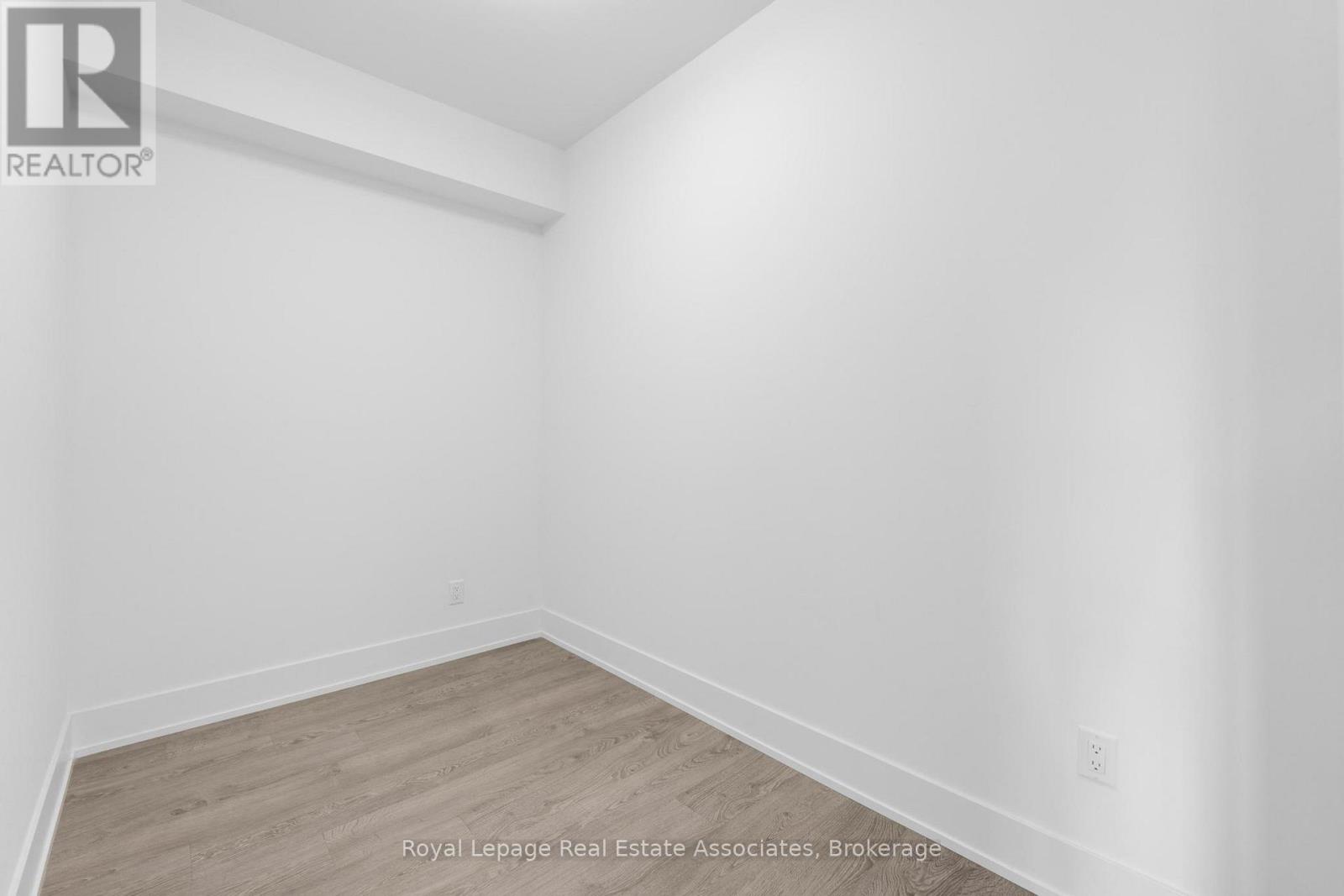 615 - 259 The Kingsway, Toronto, Ontario  M9A 0G2 - Photo 6 - W12595672