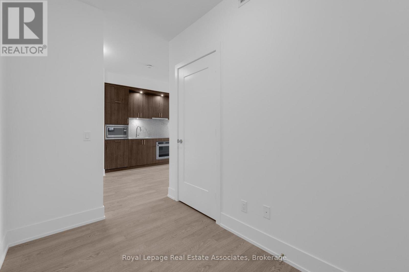 615 - 259 The Kingsway, Toronto, Ontario  M9A 0G2 - Photo 7 - W12595672