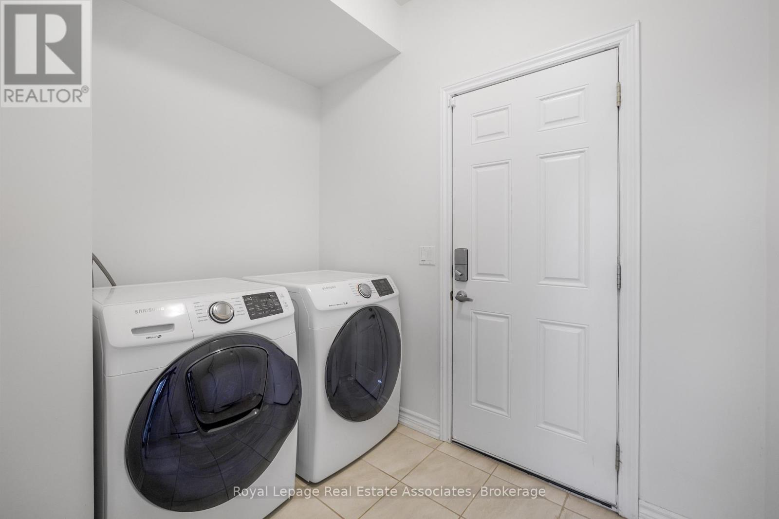 376 Wheat Boom Drive, Oakville, Ontario  L6H 0R4 - Photo 13 - W12595684