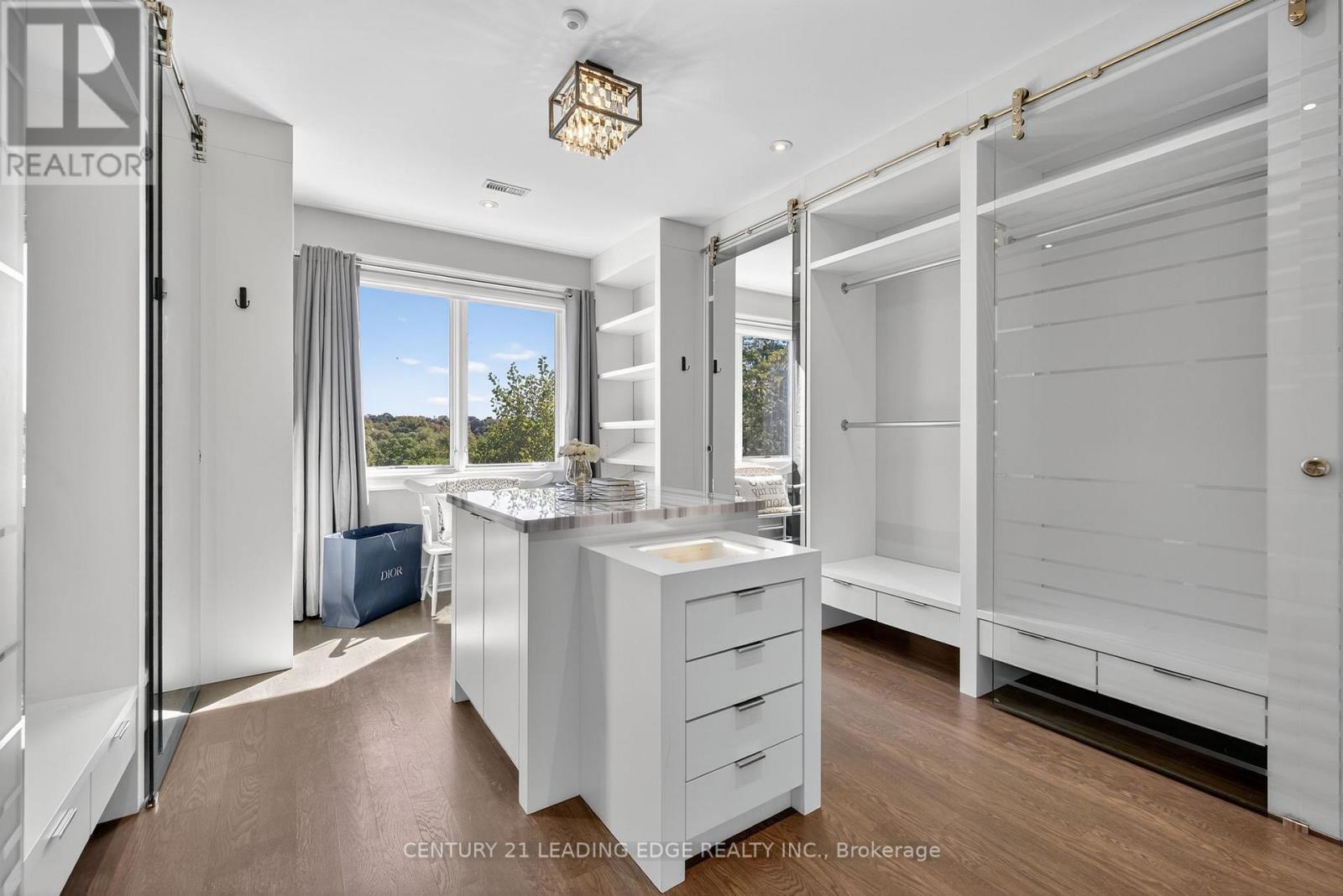 Unknown Address, ,     - Photo 24 - W12595702