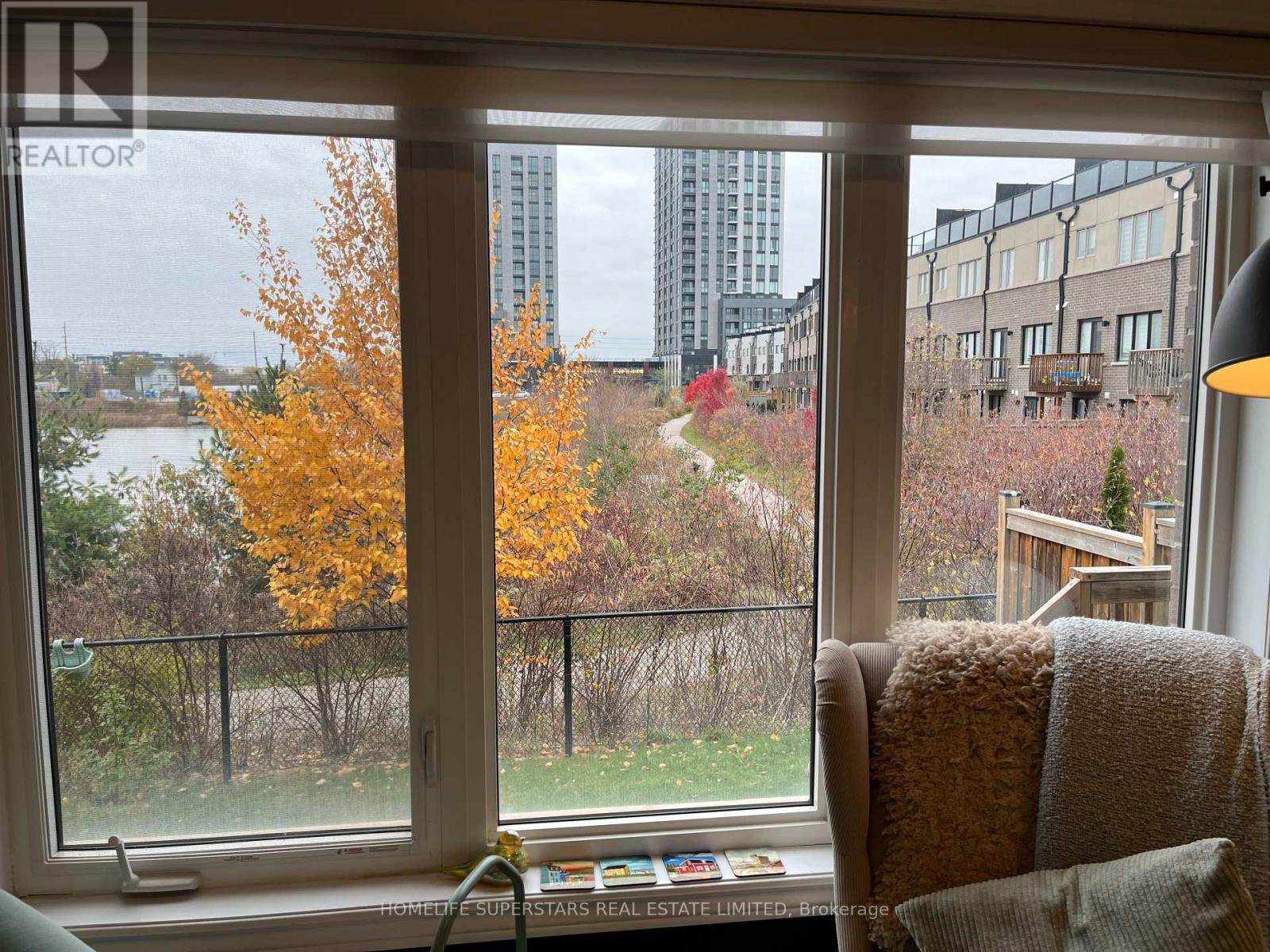 3068 Cascade Common, Oakville, Ontario  L6H 7E3 - Photo 4 - W12595708