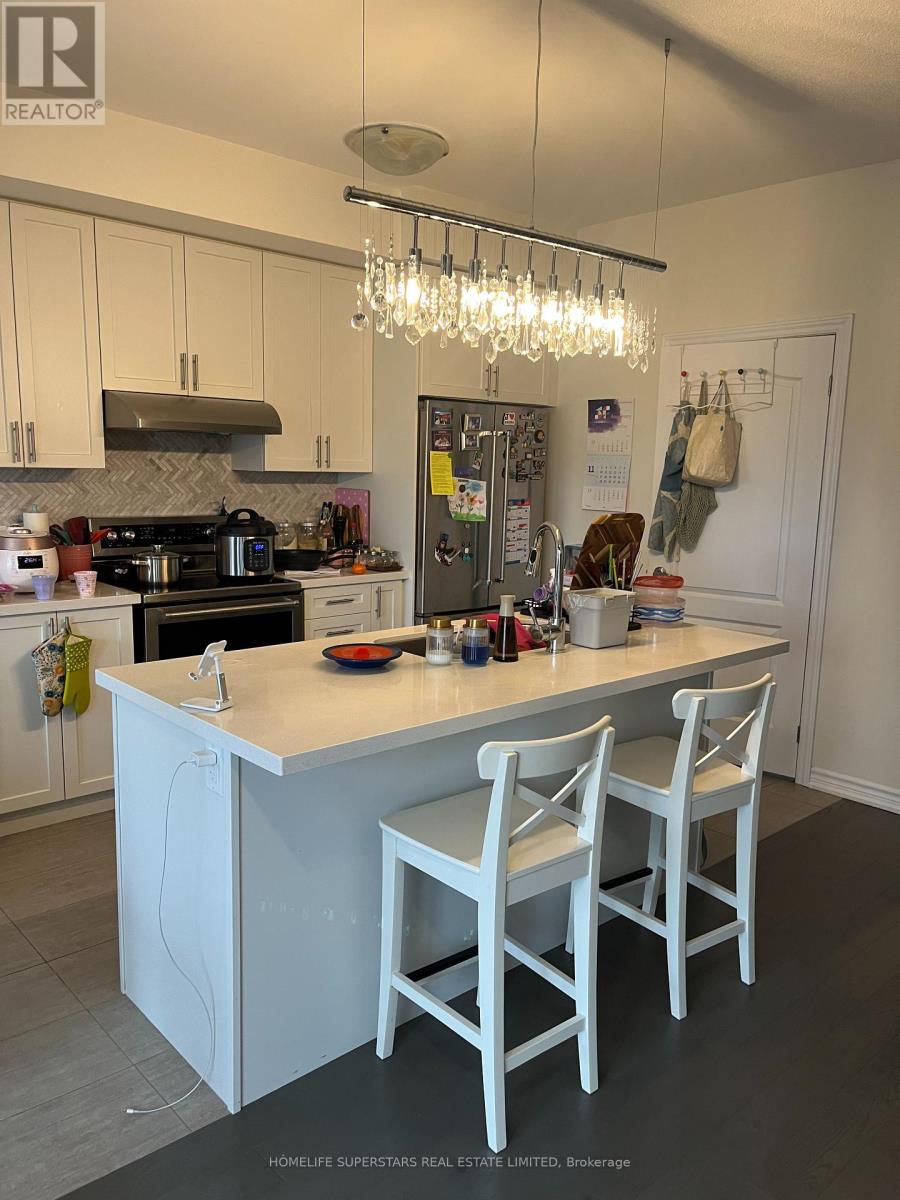 3068 Cascade Common, Oakville, Ontario  L6H 7E3 - Photo 5 - W12595708