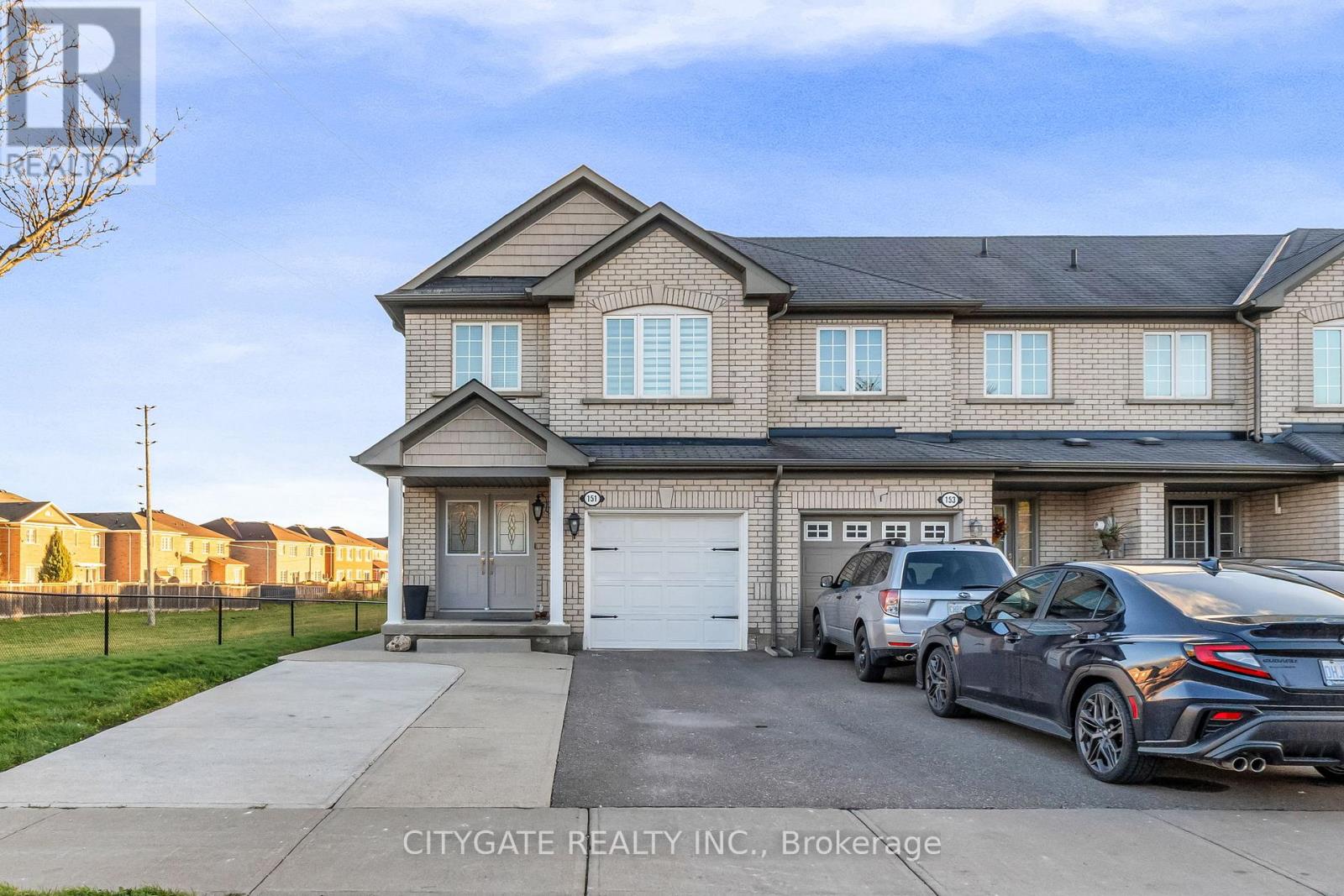 151 Spicebush Terrace, Brampton, Ontario  L6X 0K6 - Photo 2 - W12595746