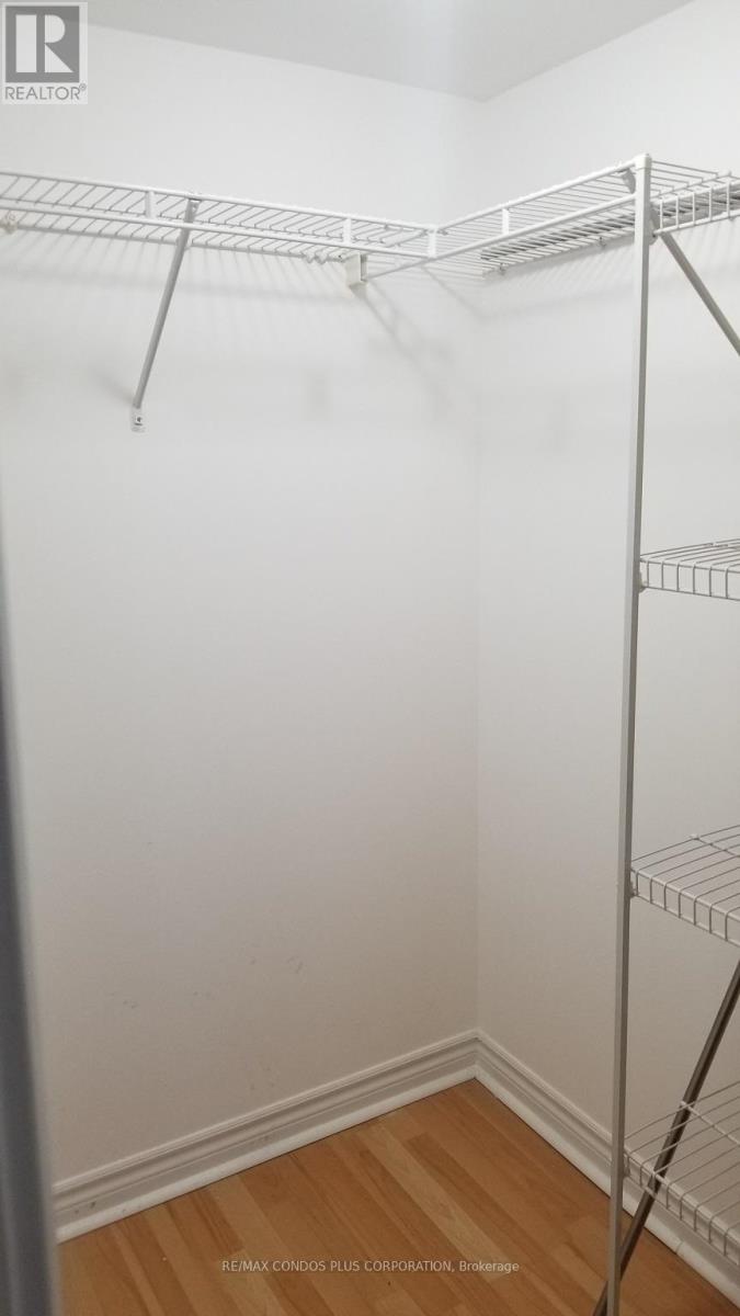 1509 - 3880 Duke Of York Boulevard, Mississauga, Ontario  L5B 4M7 - Photo 15 - W12595762