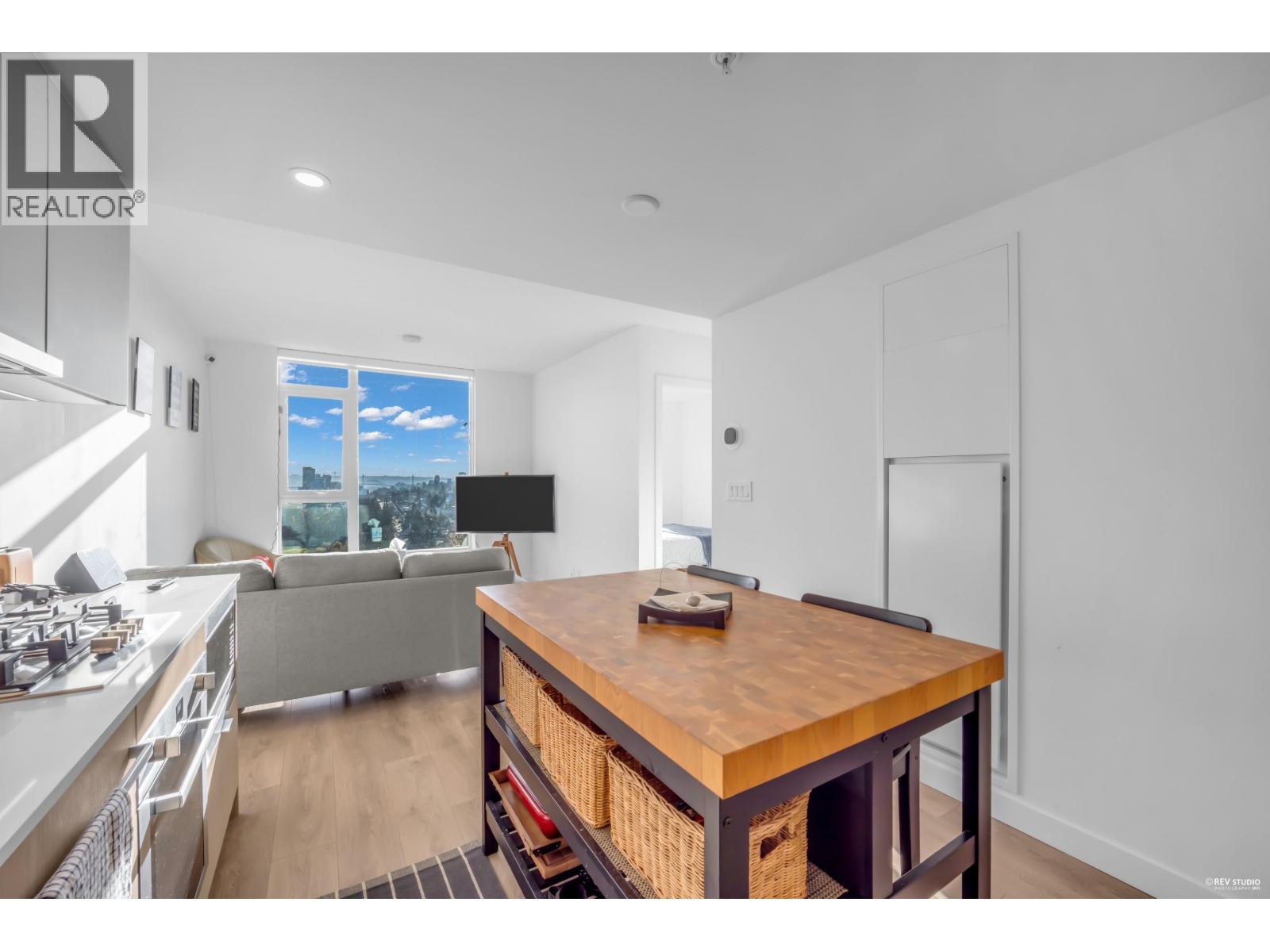 2101 308 Alderson Avenue, Coquitlam, British Columbia V3K 0J2 - Photo 15 - R3071552