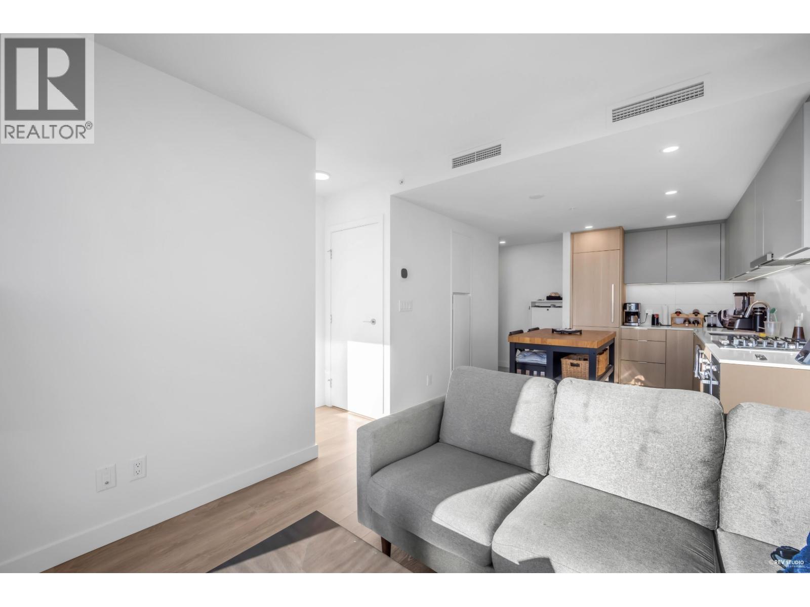 2101 308 Alderson Avenue, Coquitlam, British Columbia V3K 0J2 - Photo 8 - R3071552