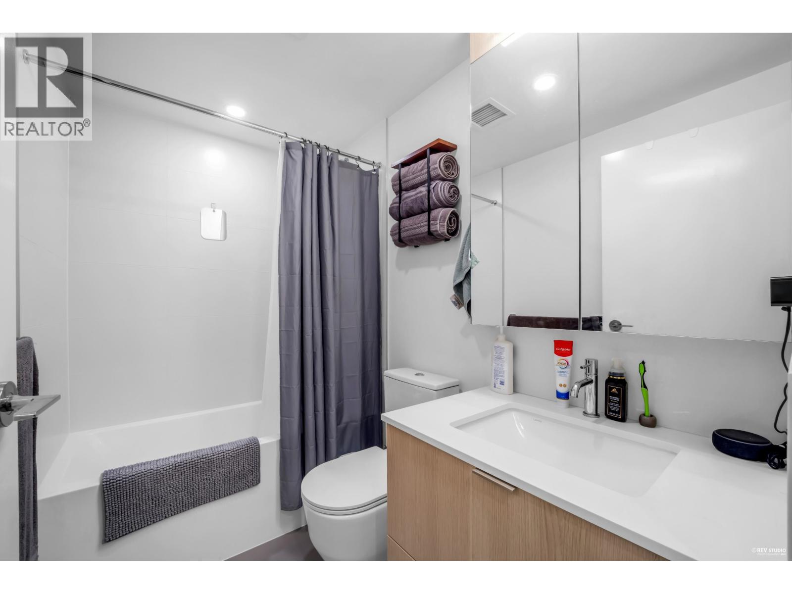 2101 308 Alderson Avenue, Coquitlam, British Columbia  V3K 0J2 - Photo 19 - R3071552