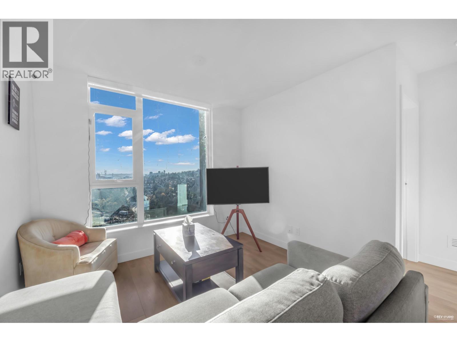 2101 308 Alderson Avenue, Coquitlam, British Columbia V3K 0J2 - Photo 4 - R3071552