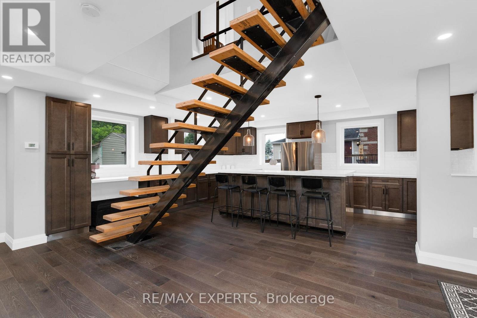 598320 2nd Line W, Mulmur, Ontario  L9V 0B6 - Photo 4 - X12595648