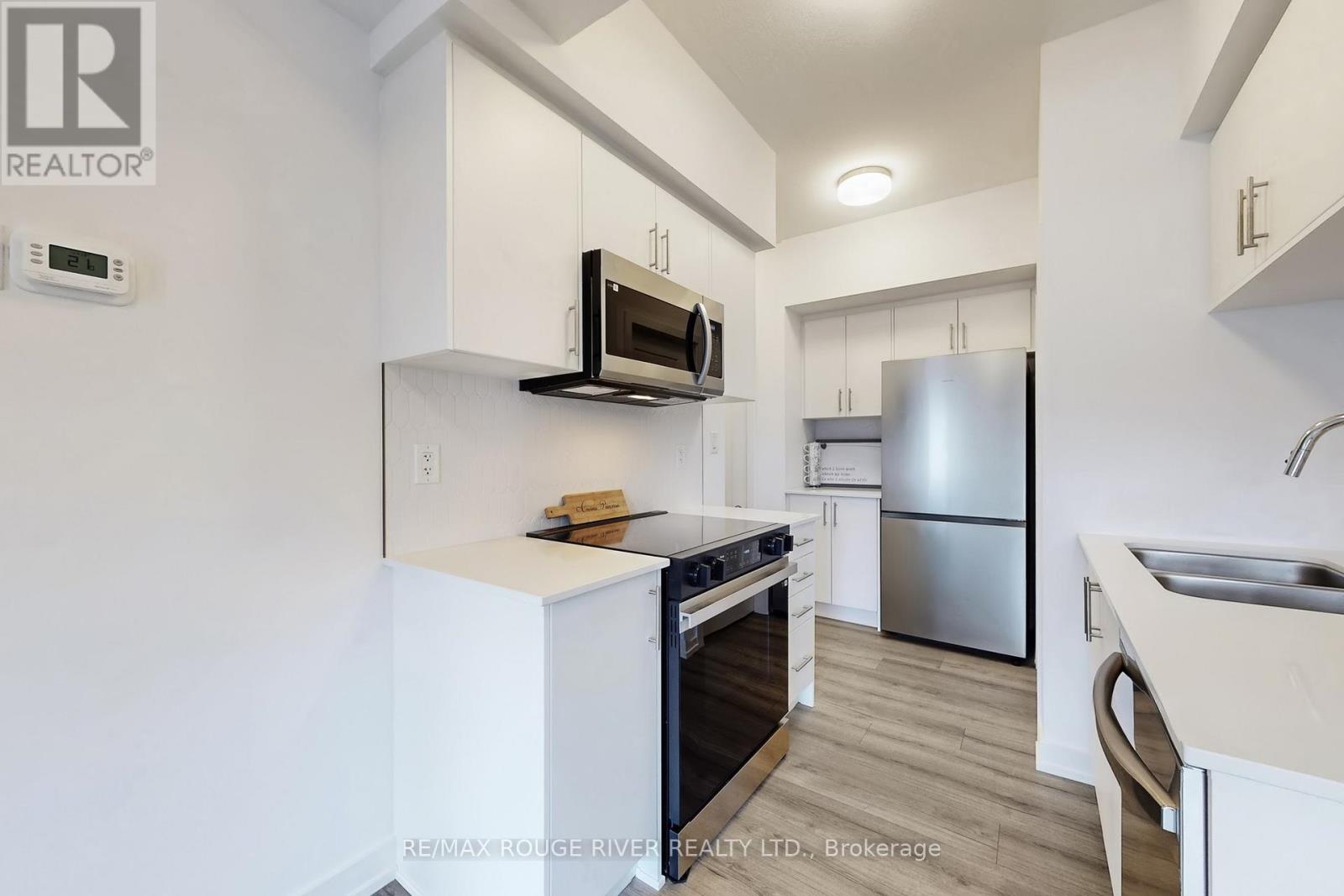 95 - 940 St David Street N, Centre Wellington, Ontario N1M 0L7 - Photo 13 - X12595736