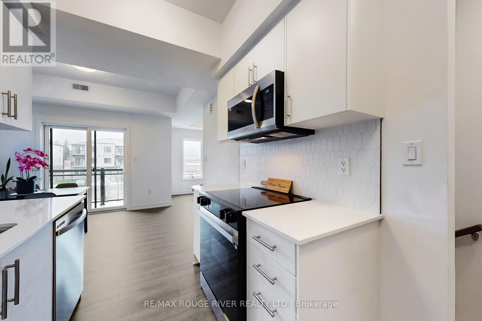 95 - 940 St David Street N, Centre Wellington, Ontario N1M 0L7 - Photo 14 - X12595736