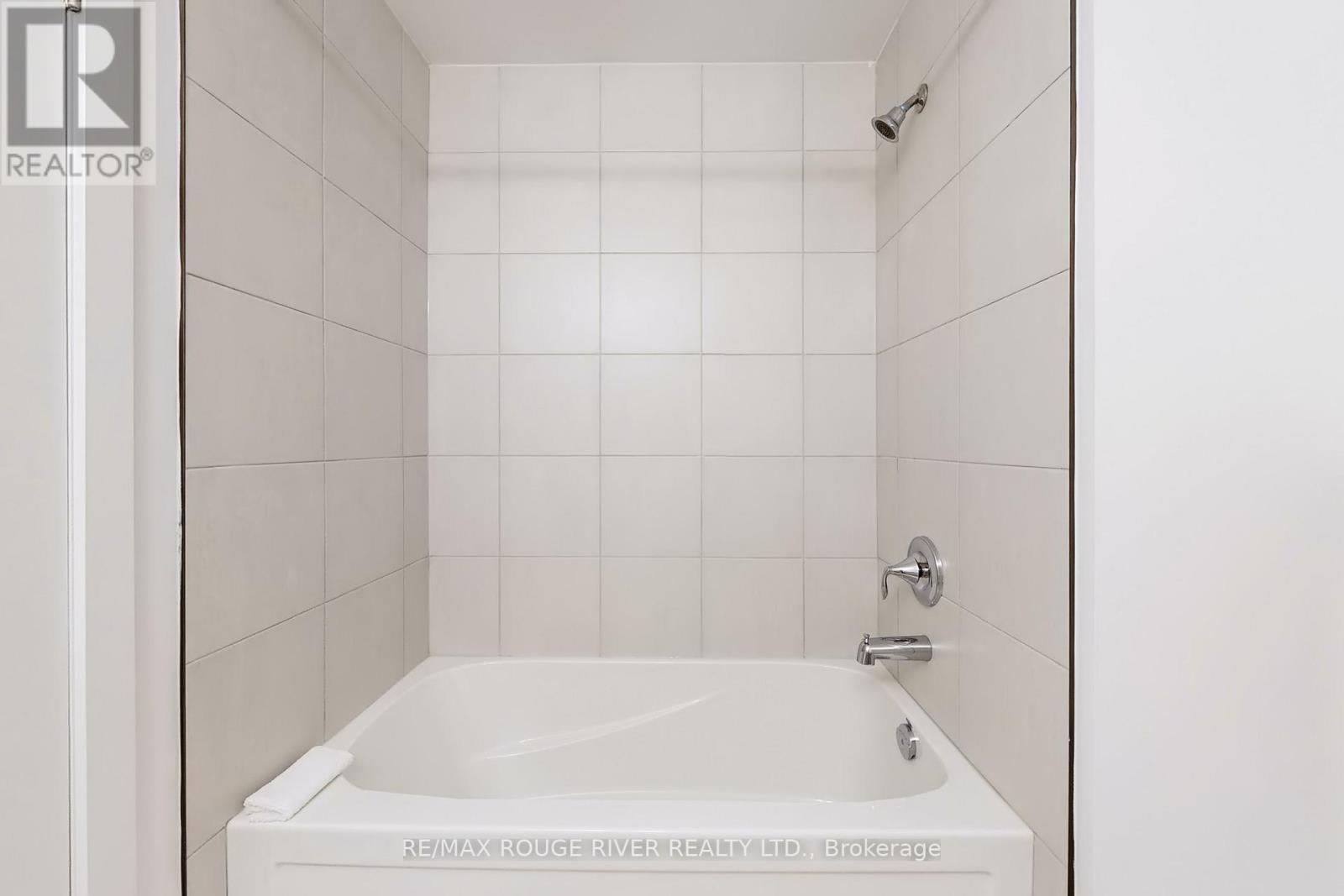 95 - 940 St David Street N, Centre Wellington, Ontario N1M 0L7 - Photo 35 - X12595736