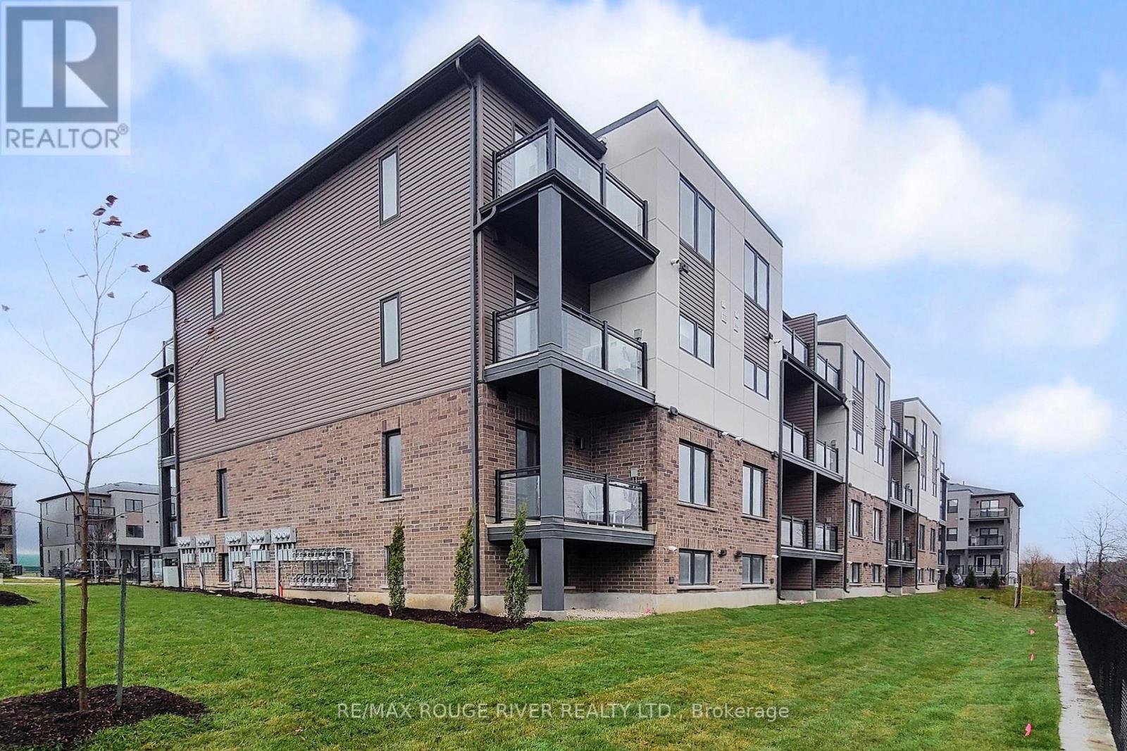 95 - 940 St David Street N, Centre Wellington, Ontario N1M 0L7 - Photo 45 - X12595736