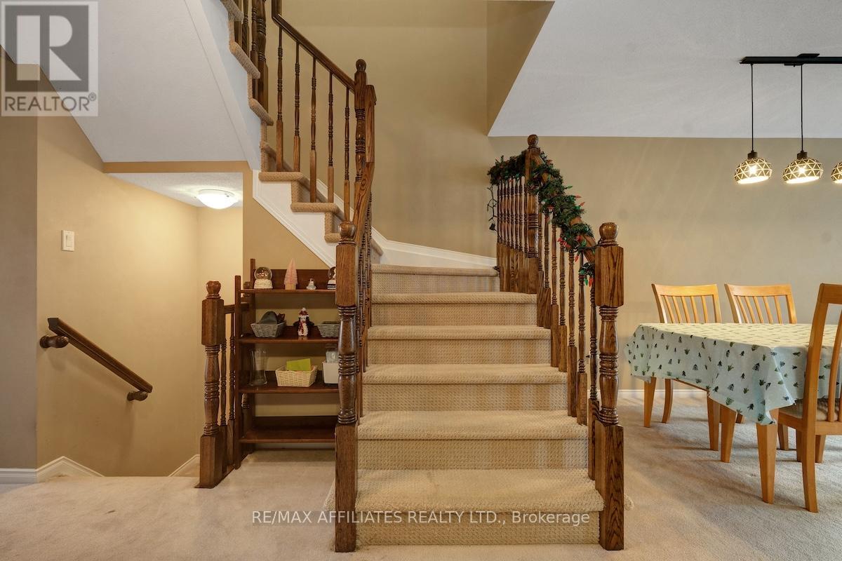 462 Templeford Avenue, Ottawa, Ontario K2M 0B8 - Photo 6 - X12595802