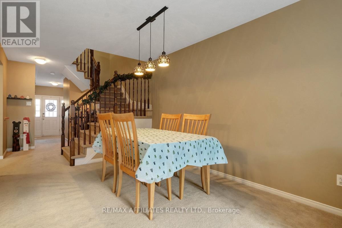 462 Templeford Avenue, Ottawa, Ontario K2M 0B8 - Photo 7 - X12595802