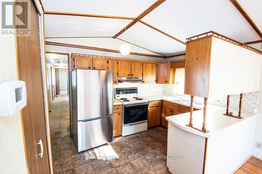 4585 Rachael Lane, Lincoln (Beamsville), Ontario  L3J 0W1 - Photo 13 - X12595828