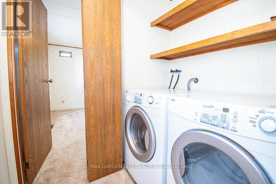 4585 Rachael Lane, Lincoln (Beamsville), Ontario  L3J 0W1 - Photo 18 - X12595828