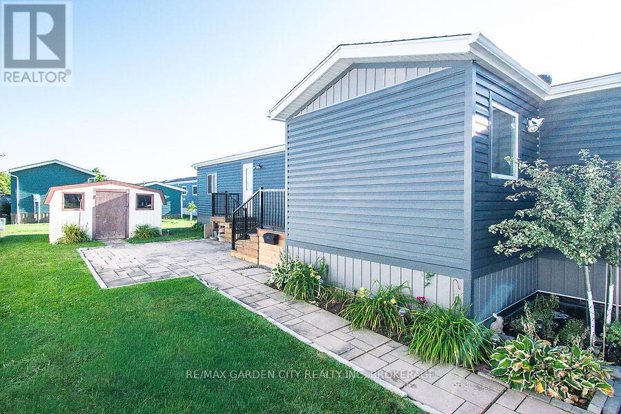 4585 Rachael Lane, Lincoln (Beamsville), Ontario  L3J 0W1 - Photo 2 - X12595828