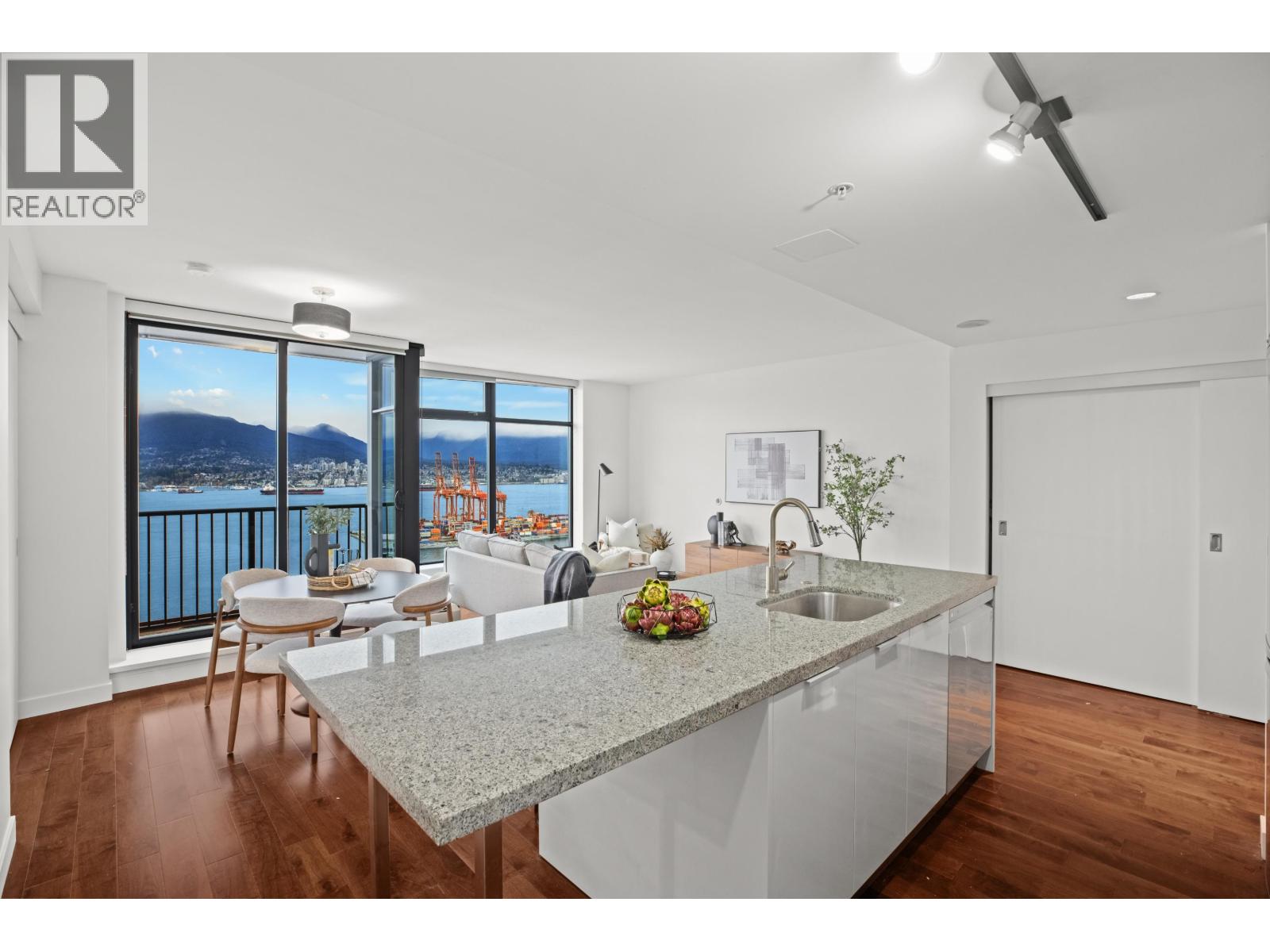 3501 128 W Cordova Street, Vancouver, British Columbia  V6B 0E6 - Photo 2 - R3071601