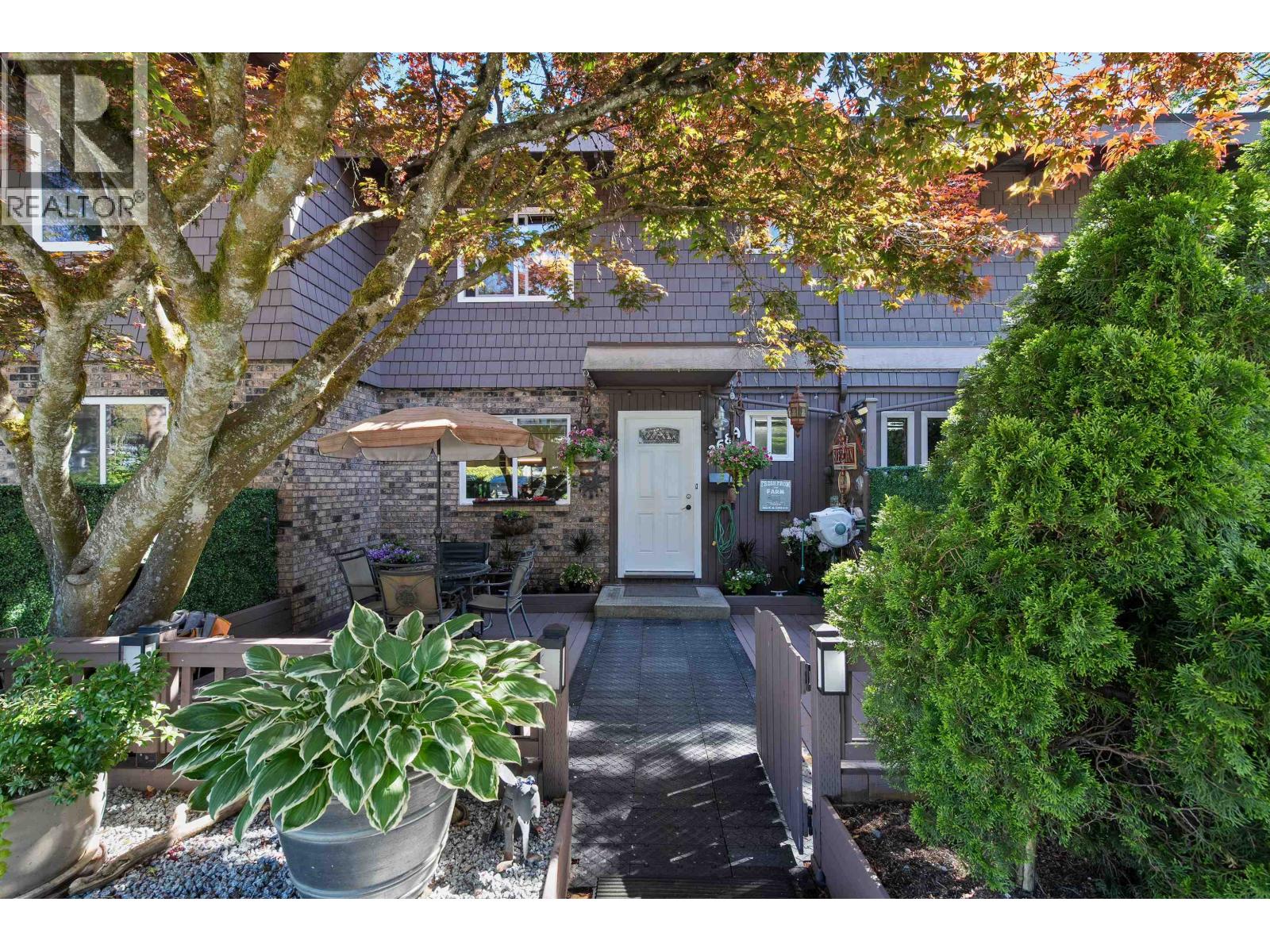 268a Evergreen Drive, Port Moody, British Columbia  V3H 1S2 - Photo 2 - R3071602