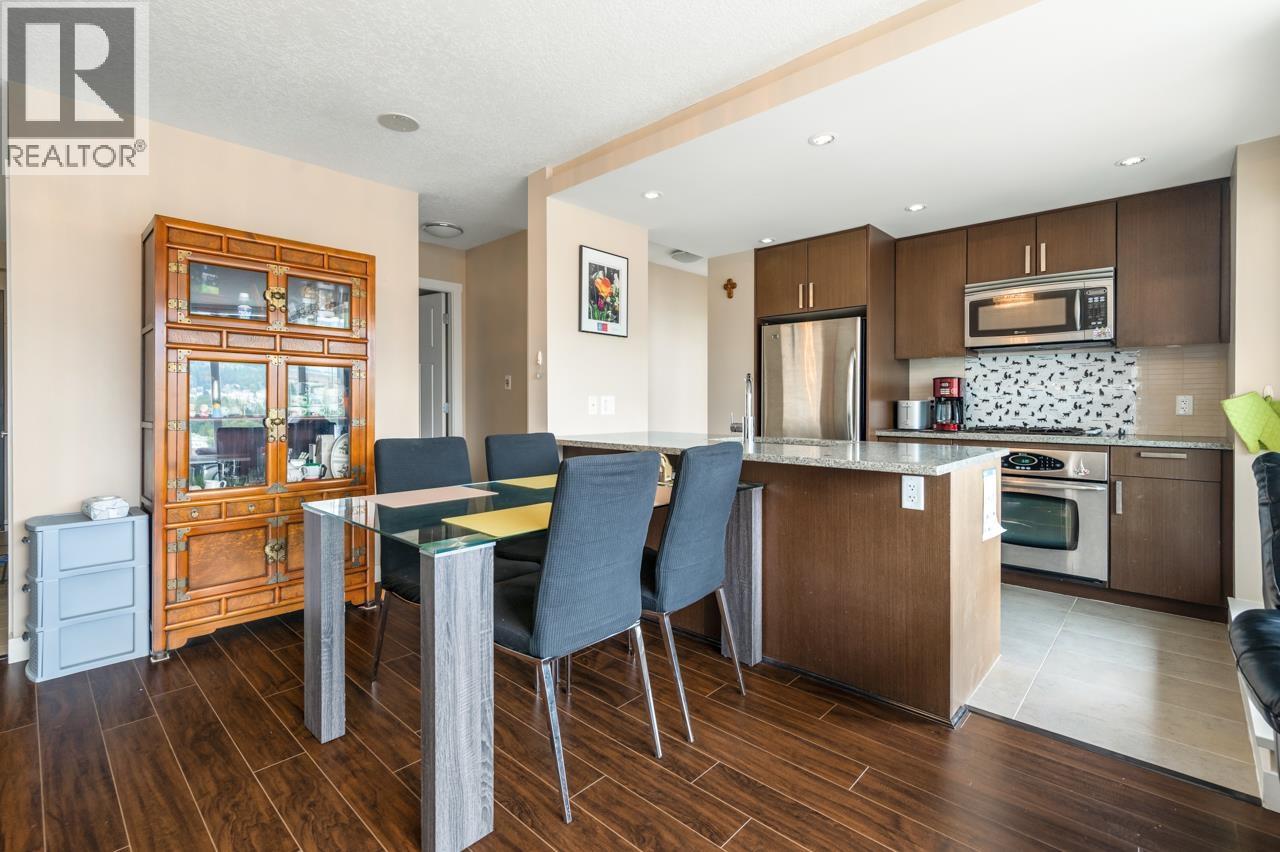 1201 2978 Glen Drive, Coquitlam, British Columbia  V3B 0C3 - Photo 10 - R3071615