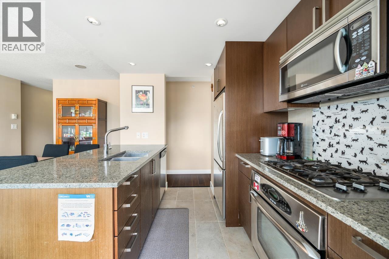 1201 2978 Glen Drive, Coquitlam, British Columbia  V3B 0C3 - Photo 12 - R3071615