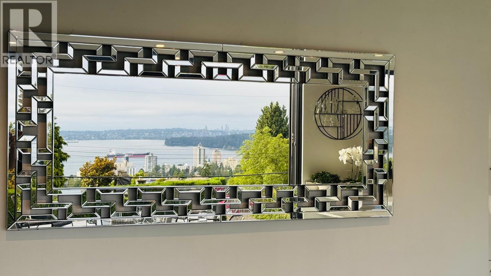 2234 Palmerston Avenue, West Vancouver, British Columbia  V7V 2V8 - Photo 2 - R3071619