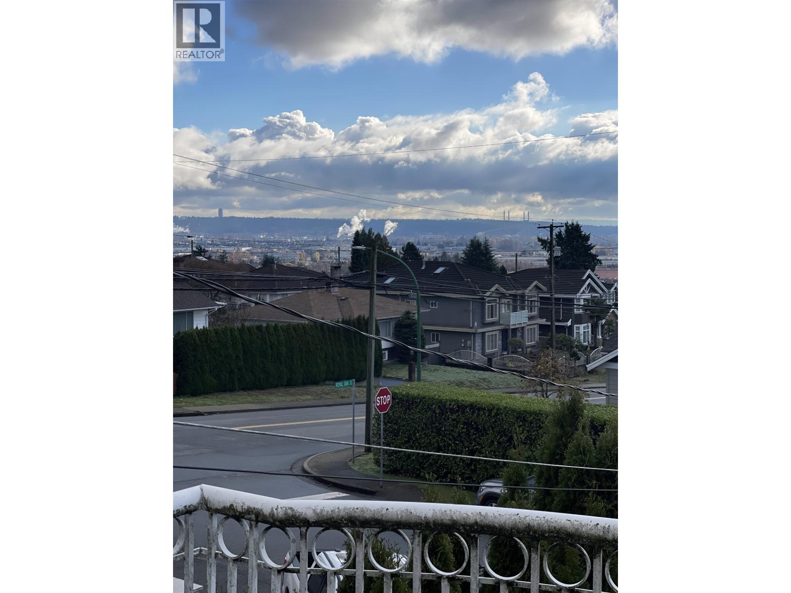 5181 Portland Street, Burnaby, British Columbia  V5J 2R1 - Photo 3 - R3071621