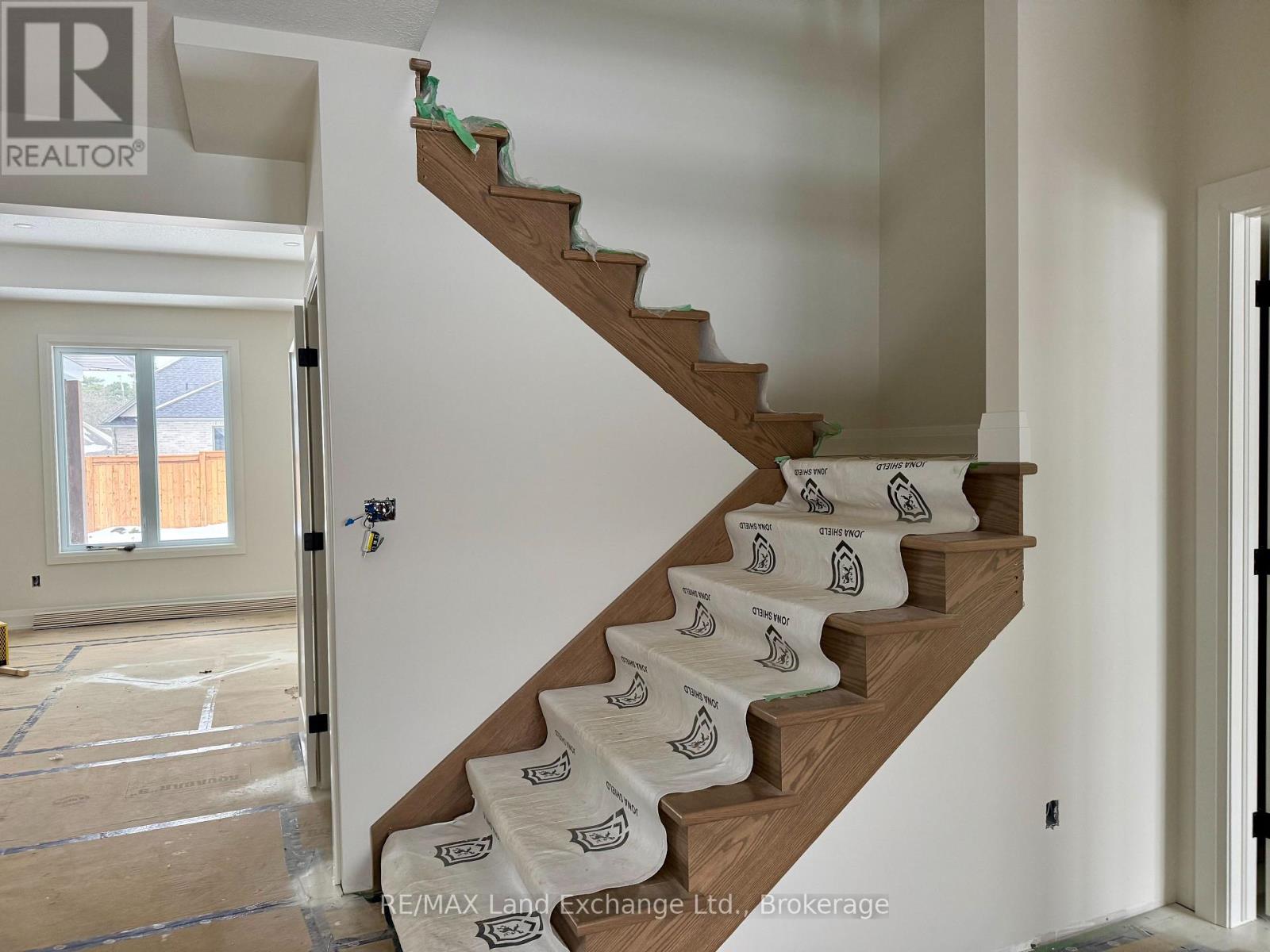 964 Bogdanovic Way, Huron-Kinloss, Ontario  N2Z 0H4 - Photo 18 - X12230628