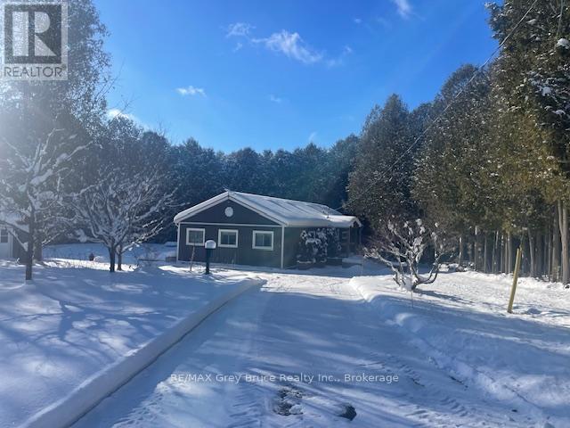 495204 Traverston Road, West Grey, Ontario  N0C 1H0 - Photo 44 - X12458226