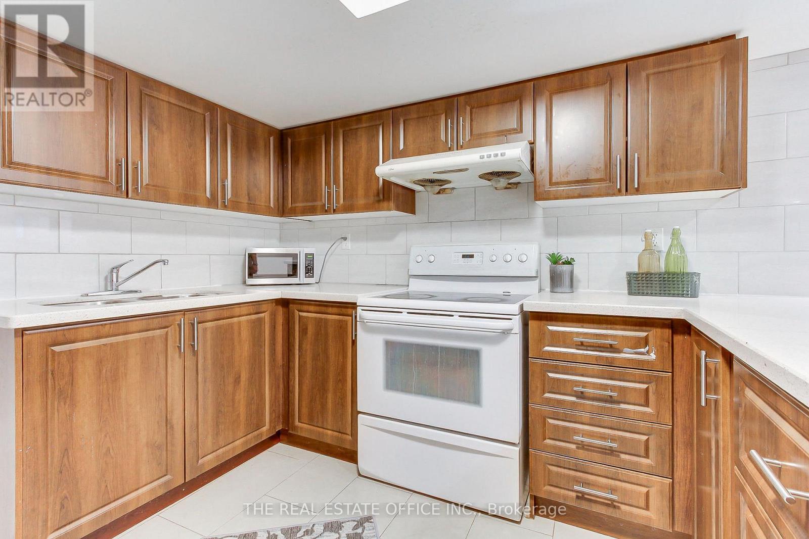 20 Yucatan Road, Toronto, Ontario  M2H 2K8 - Photo 26 - C12595776