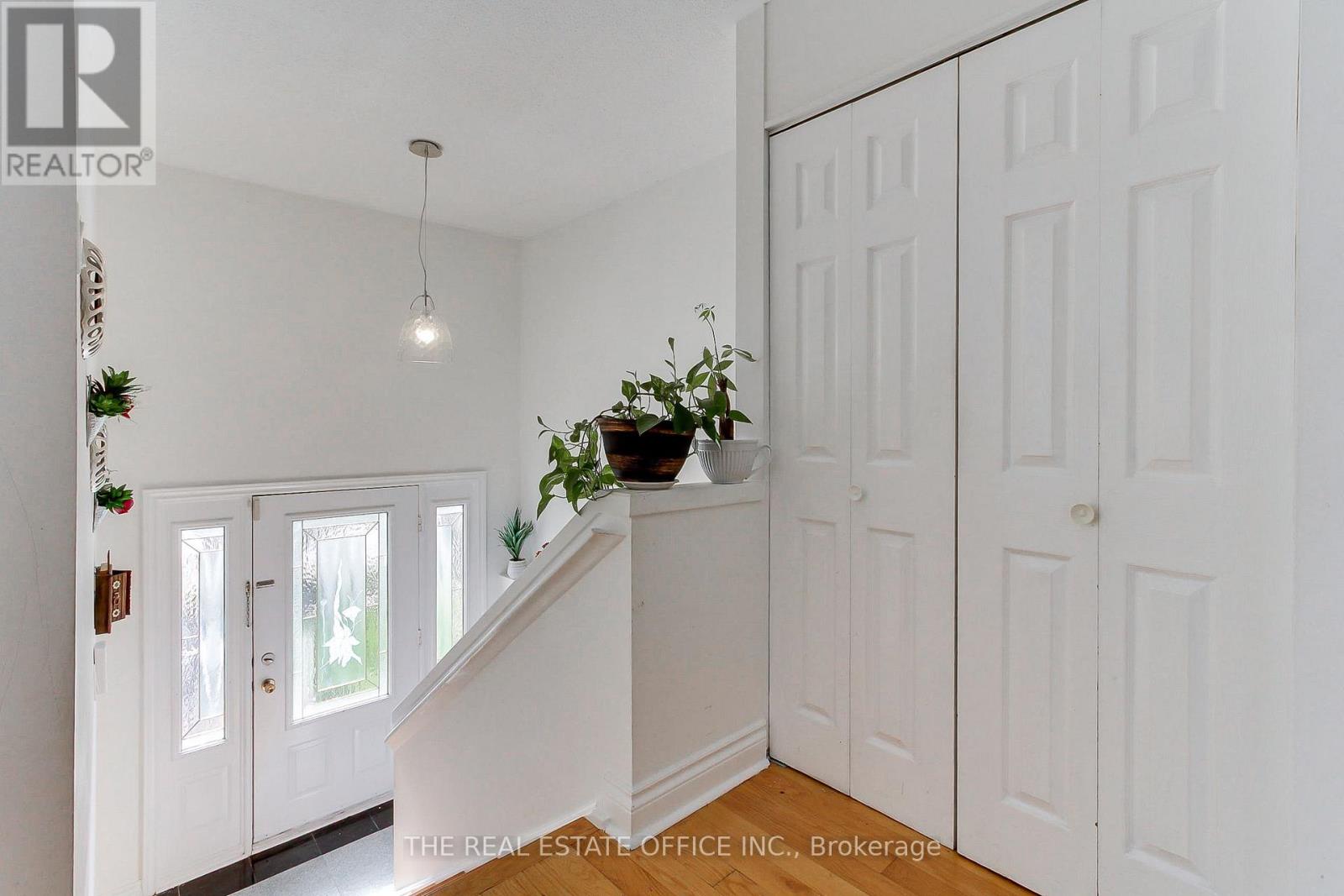 20 Yucatan Road, Toronto, Ontario  M2H 2K8 - Photo 4 - C12595776