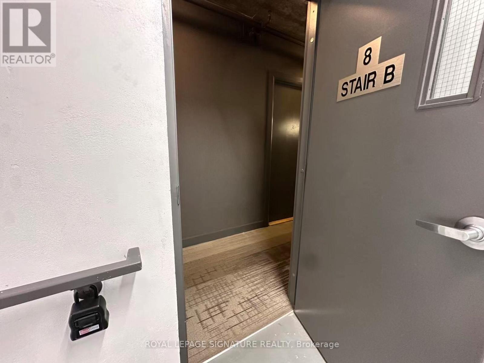 814 - 210 Simcoe Street, Toronto (Kensington-Chinatown), Ontario  M5T 0A9 - Photo 3 - C12595786