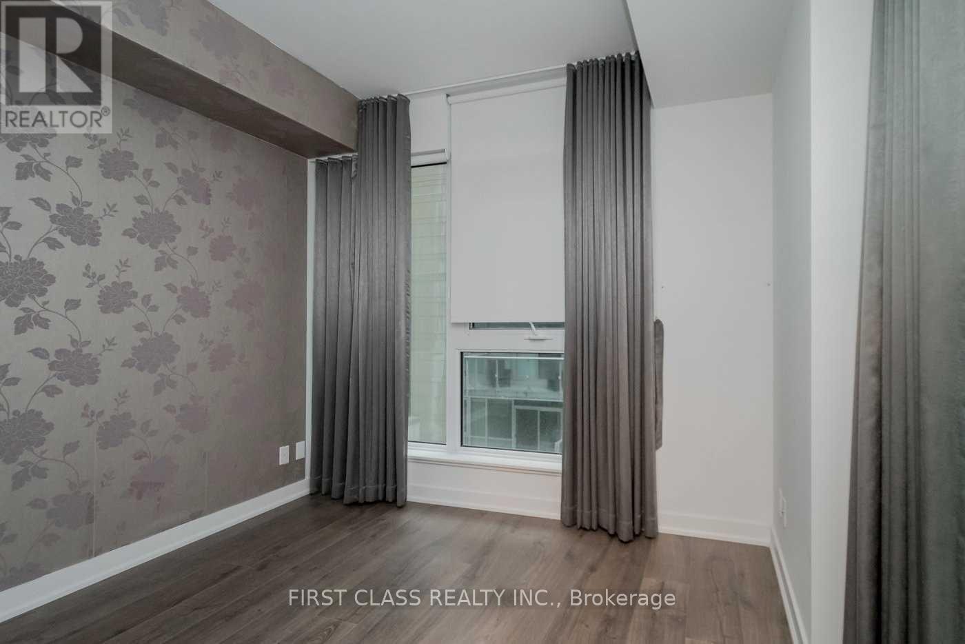 304 - 30 Nelson Street, Toronto, Ontario  M5V 0H5 - Photo 7 - C12595794