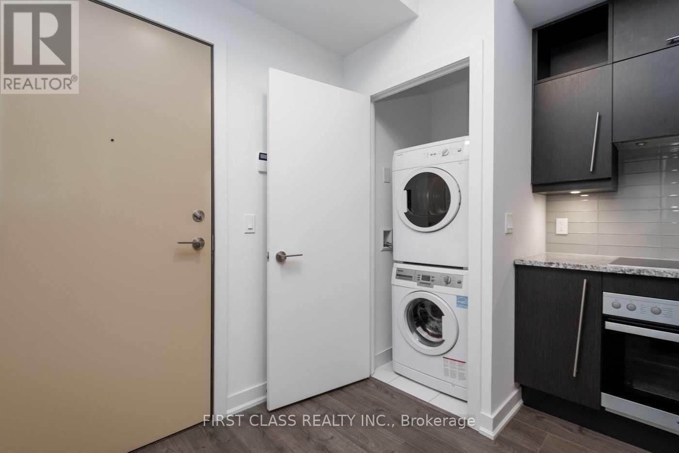 304 - 30 Nelson Street, Toronto, Ontario  M5V 0H5 - Photo 9 - C12595794