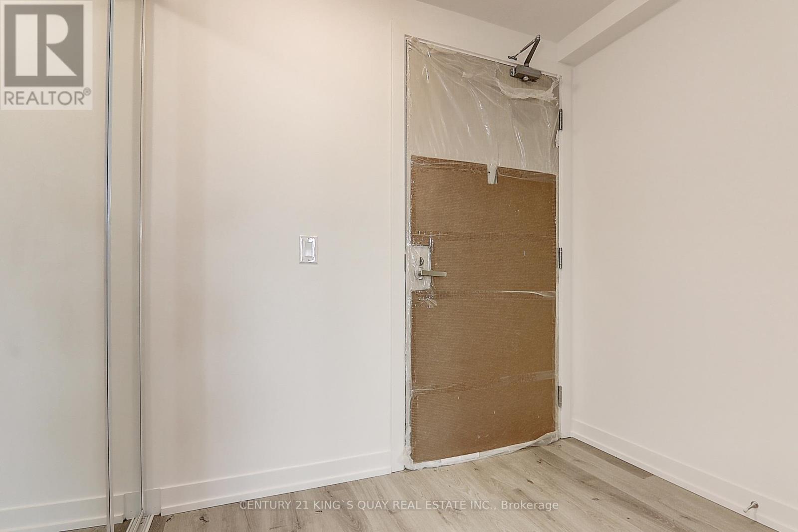 2901 - 138 Downes Street, Toronto, Ontario  M5E 0E4 - Photo 3 - C12595806