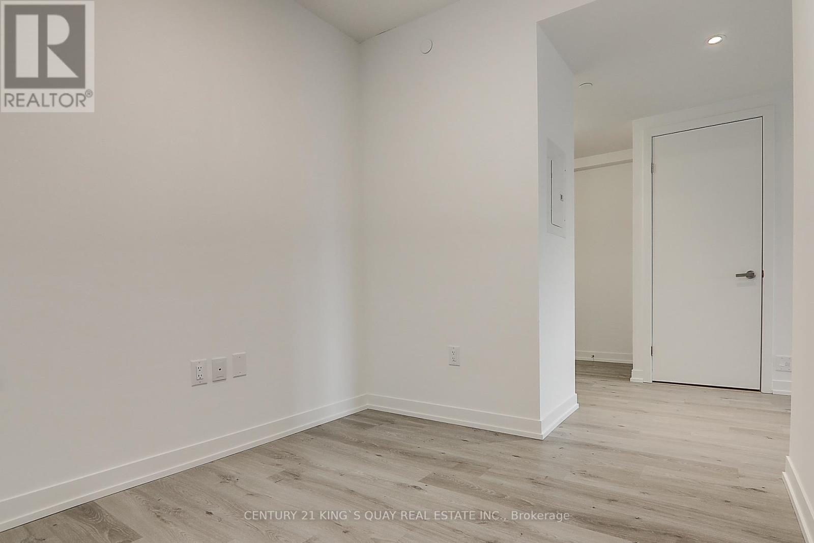 2901 - 138 Downes Street, Toronto, Ontario  M5E 0E4 - Photo 7 - C12595806