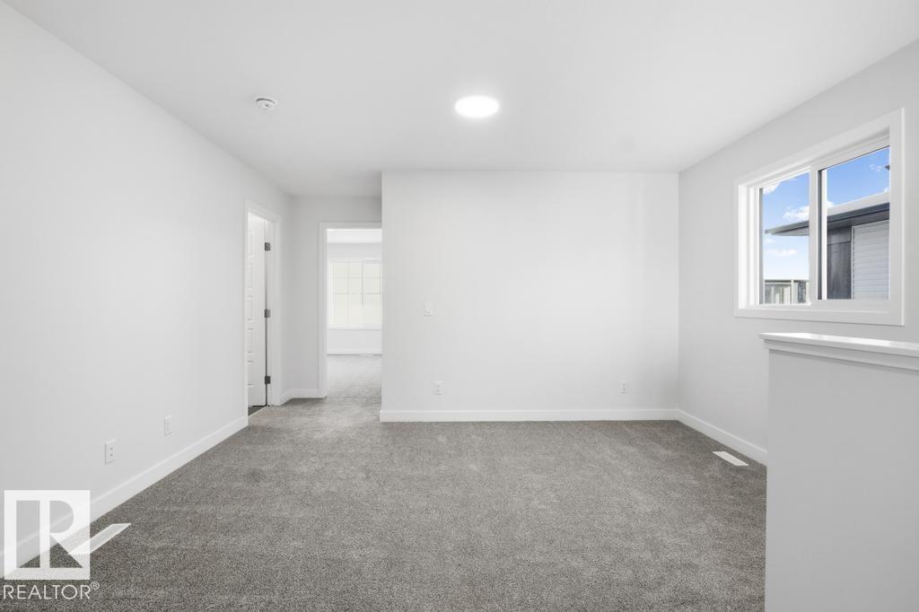 3725 Erlanger Dr Nw, Edmonton, Alberta  T6M 3G6 - Photo 7 - E4466922