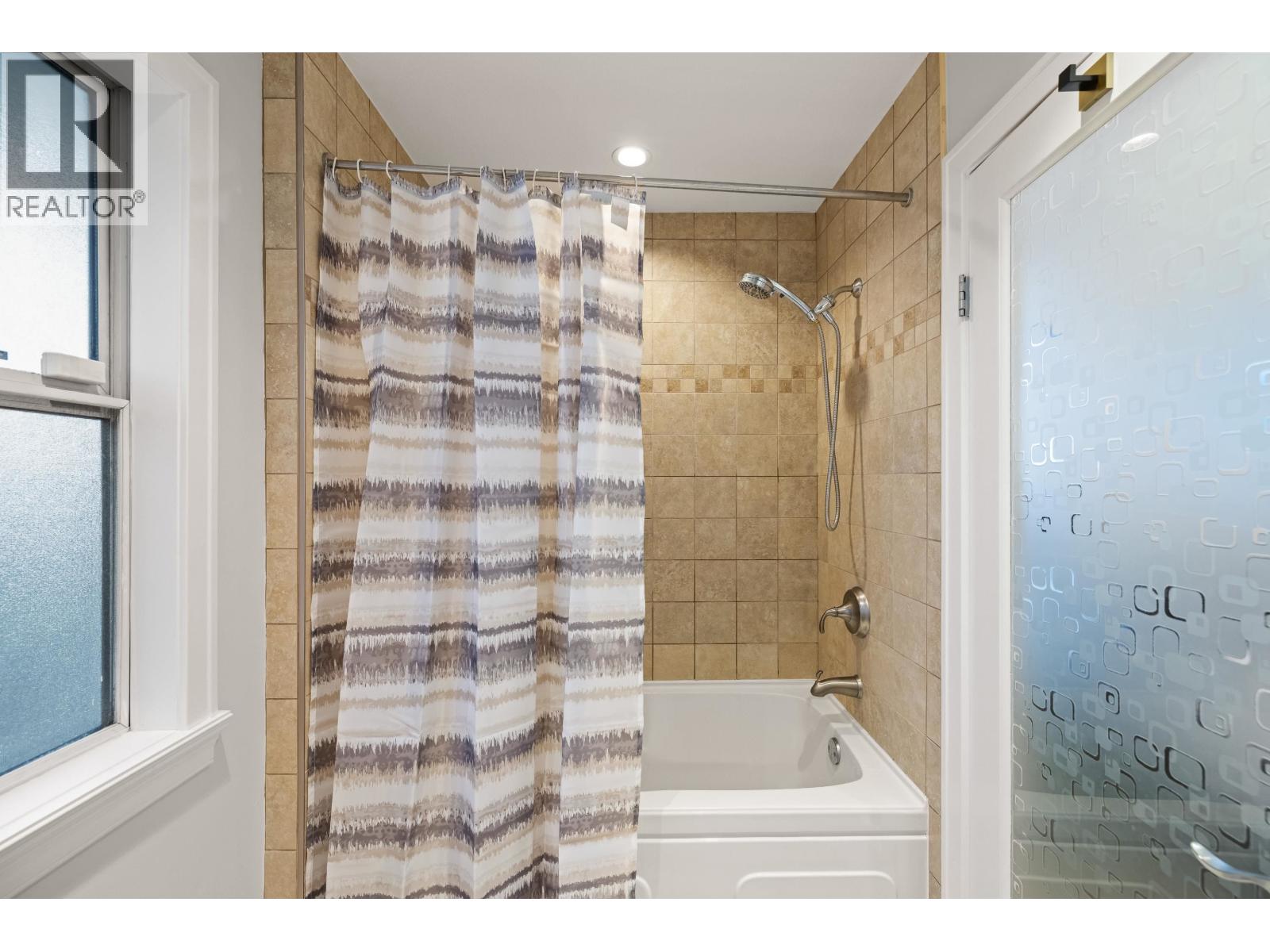 187 Warrick Street, Coquitlam, British Columbia  V3K 6C1 - Photo 27 - R3071631