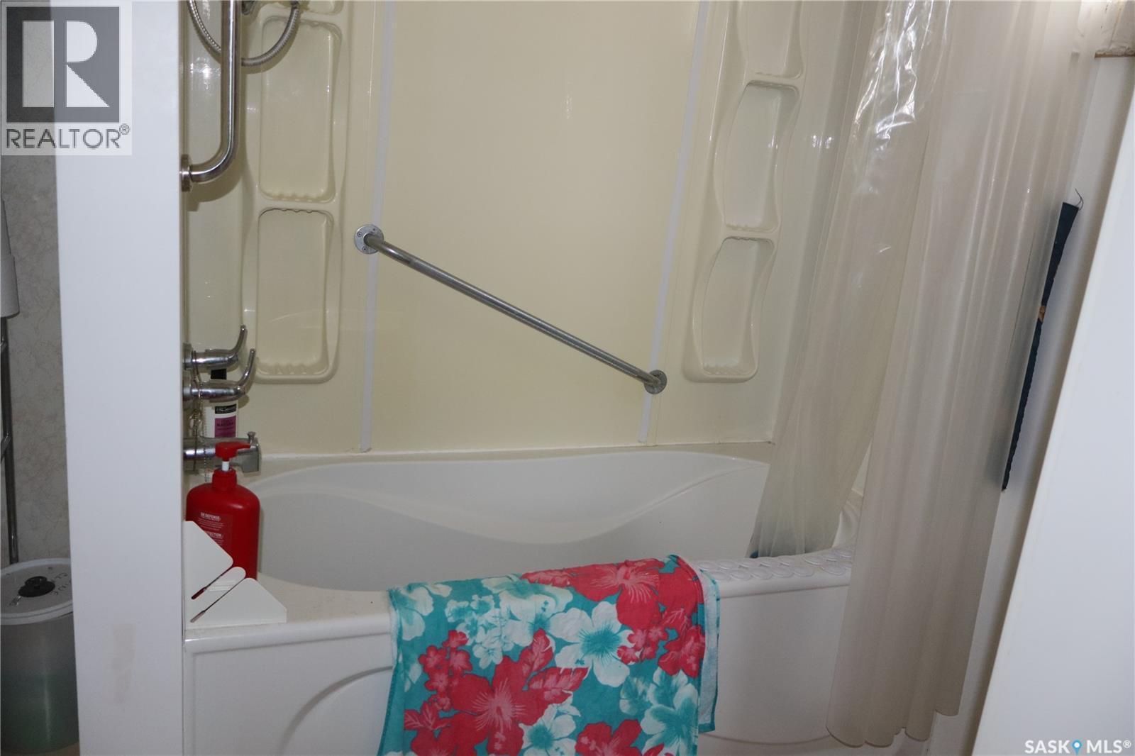 210 1st Avenue, Sutton Rm No. 103, Saskatchewan  S0H 1X0 - Photo 23 - SK025110