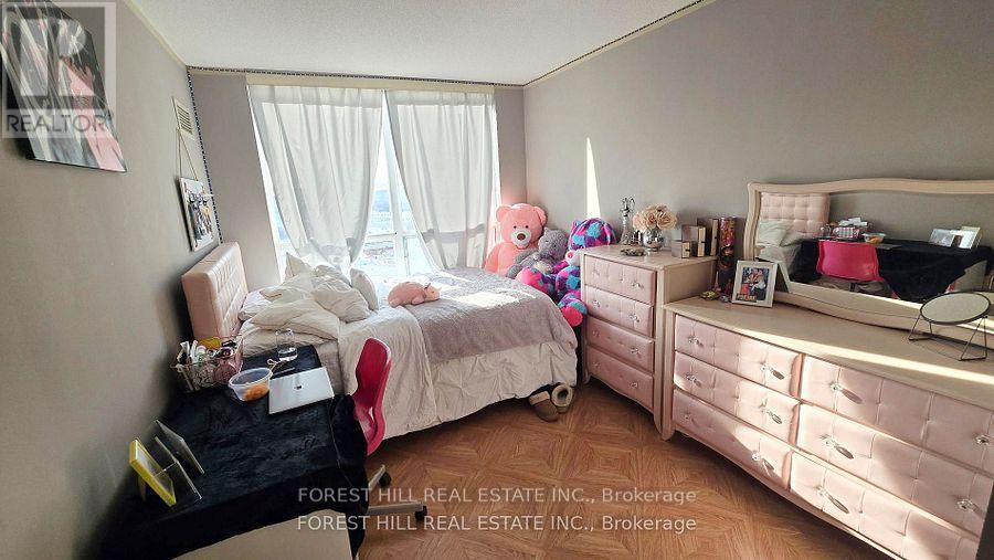 1216 - 50 Disera Drive, Vaughan, Ontario  L4J 9E9 - Photo 15 - N12595838