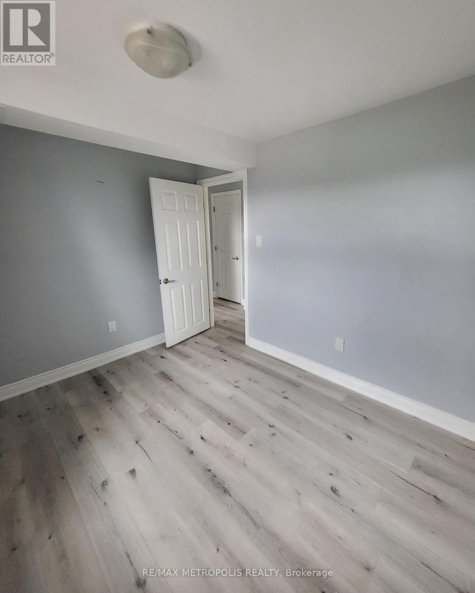 1 - 531 Essa Road, Barrie (Holly), Ontario  L4N 9E4 - Photo 10 - S12595832