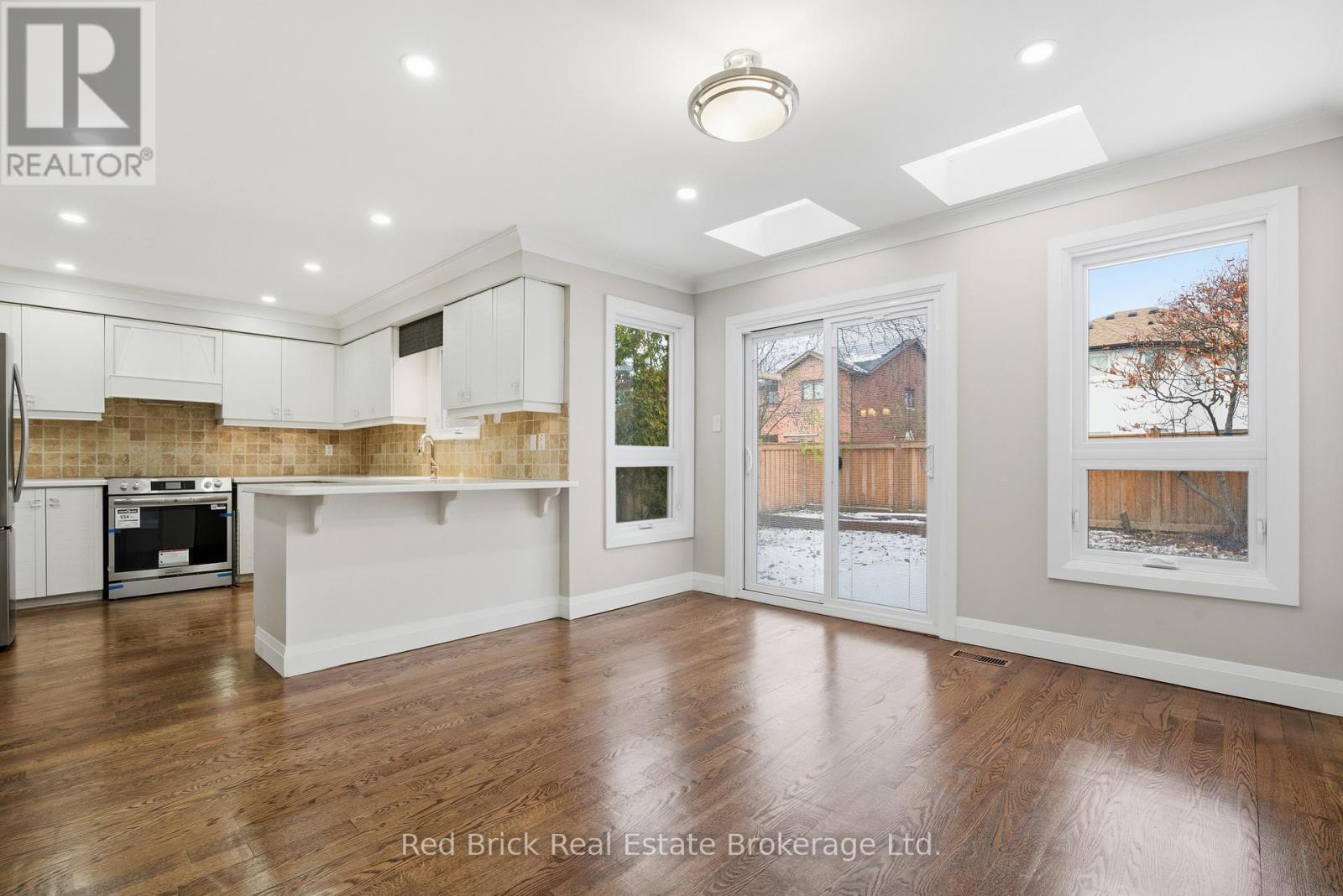 3980 Chadburn Crescent, Mississauga, Ontario  L5L 3X4 - Photo 18 - W12595946