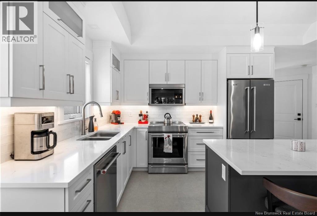 302 Damien Street, Dieppe, New Brunswick E1A 0H3 - Photo 9 - NB113035