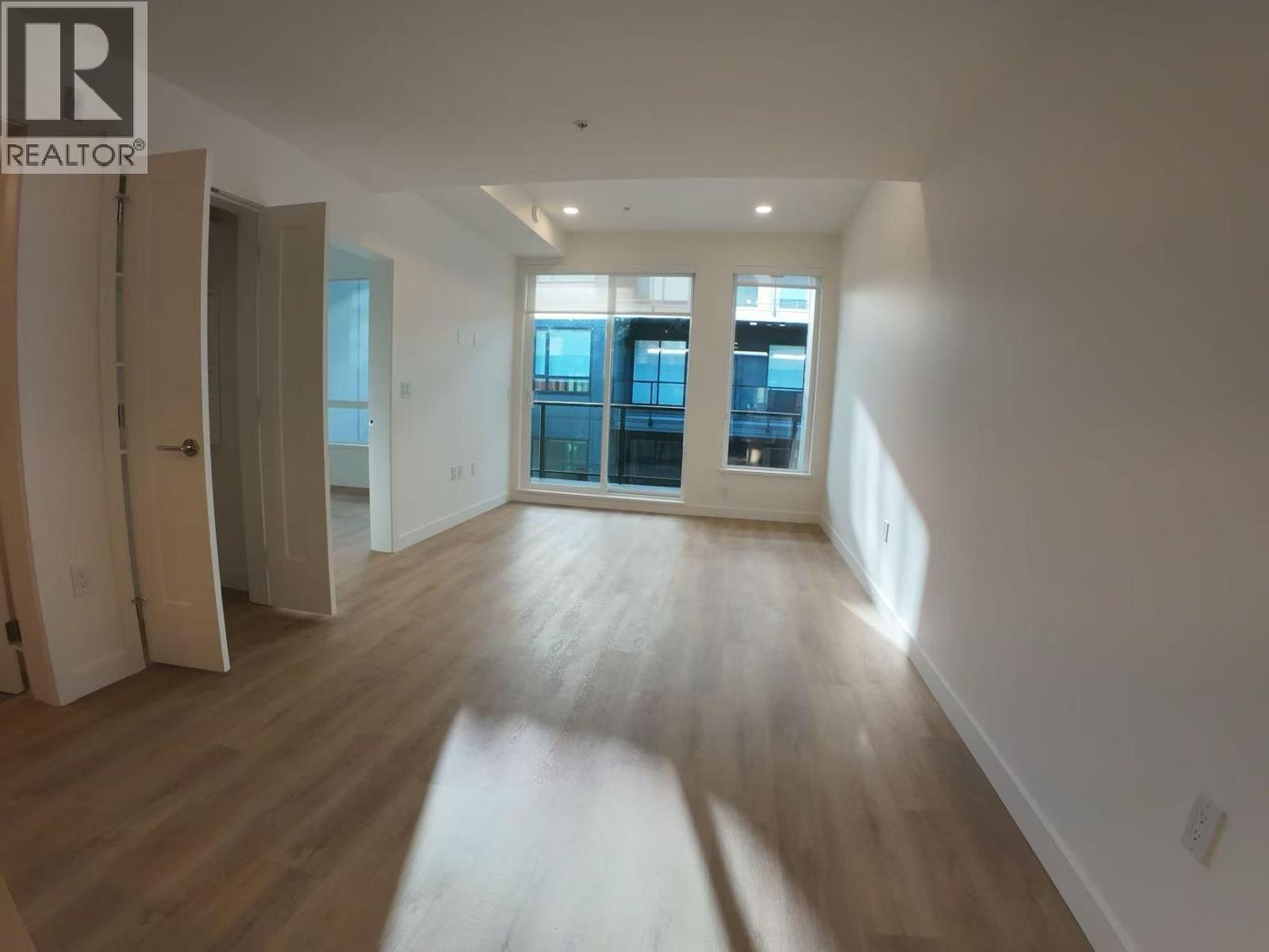 413 375 Clayton Street, Coquitlam, British Columbia  V3K 3X6 - Photo 3 - R3052754