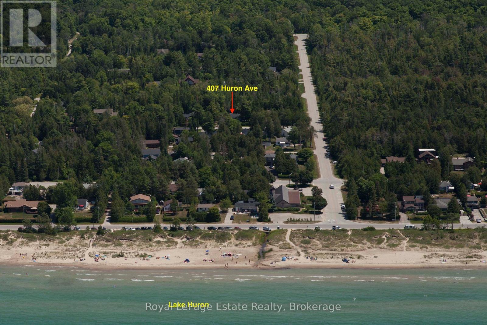 407 Huron Avenue, South Bruce Peninsula, Ontario  N0H 2G0 - Photo 3 - X12595930