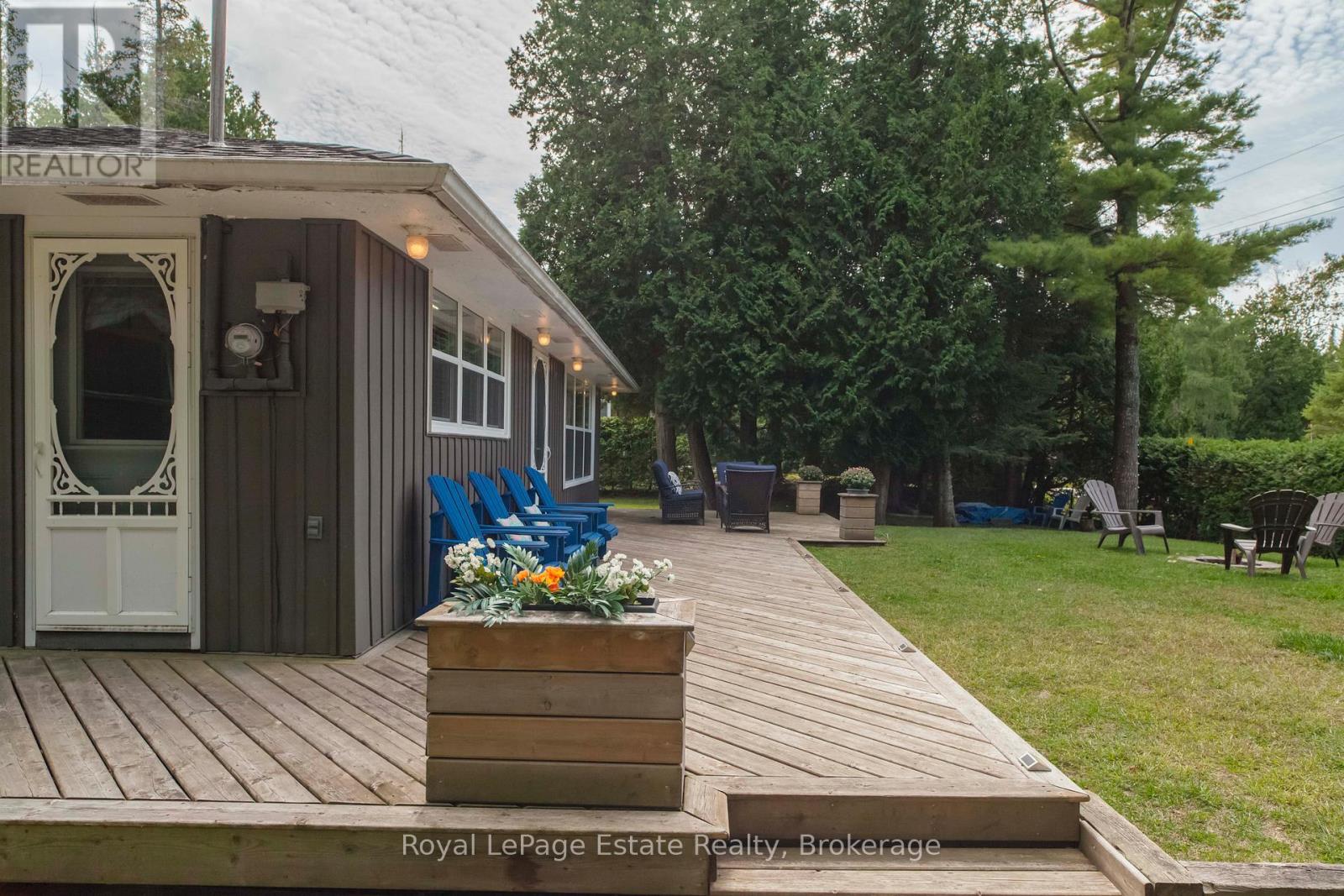 407 Huron Avenue, South Bruce Peninsula, Ontario  N0H 2G0 - Photo 40 - X12595930