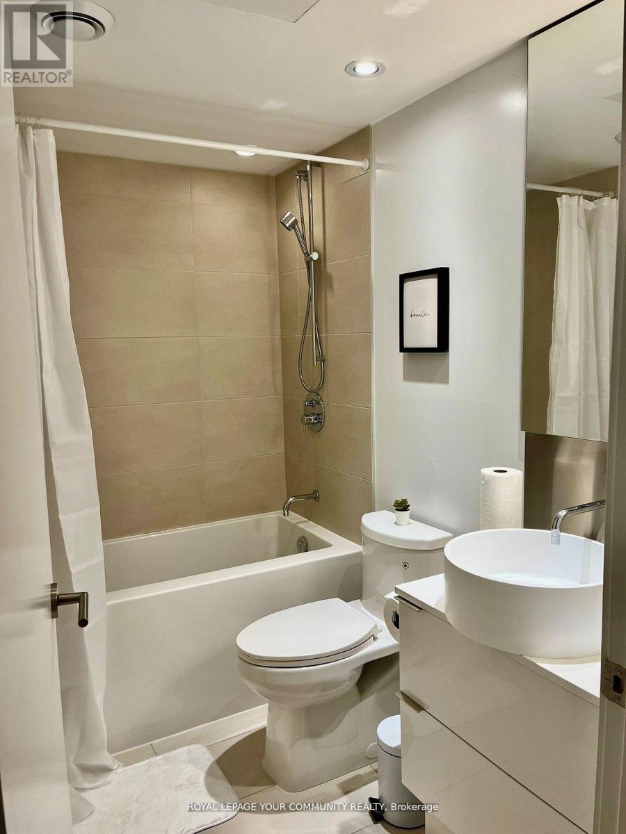 409 - 185 Roehampton Avenue, Toronto, Ontario  M4P 0C6 - Photo 18 - C12593448