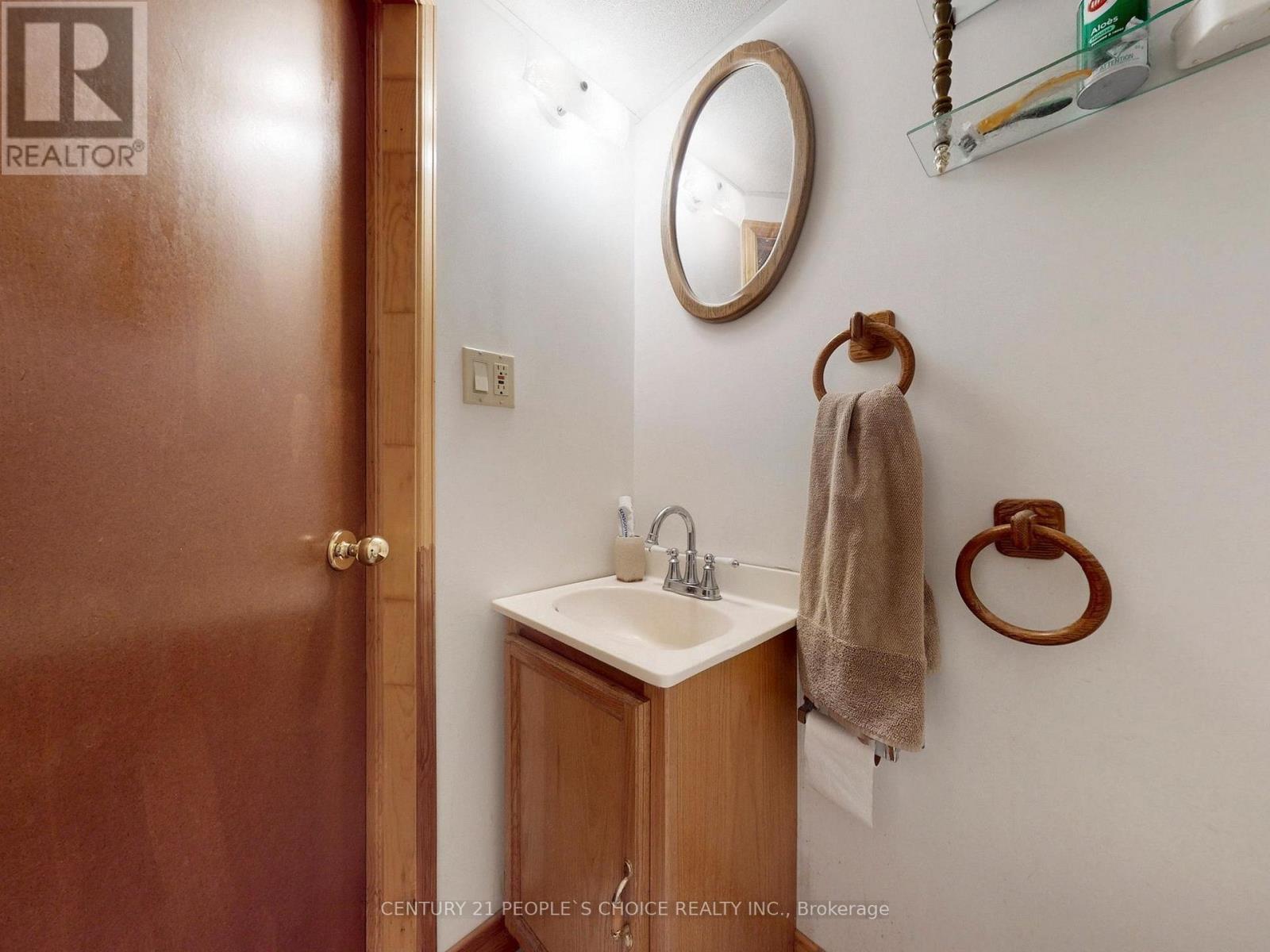 35 Westhumber Boulevard, Toronto, Ontario  M9W 3M5 - Photo 37 - W12591298